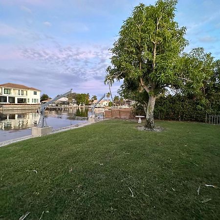 Villa Marco Island Exteriör bild