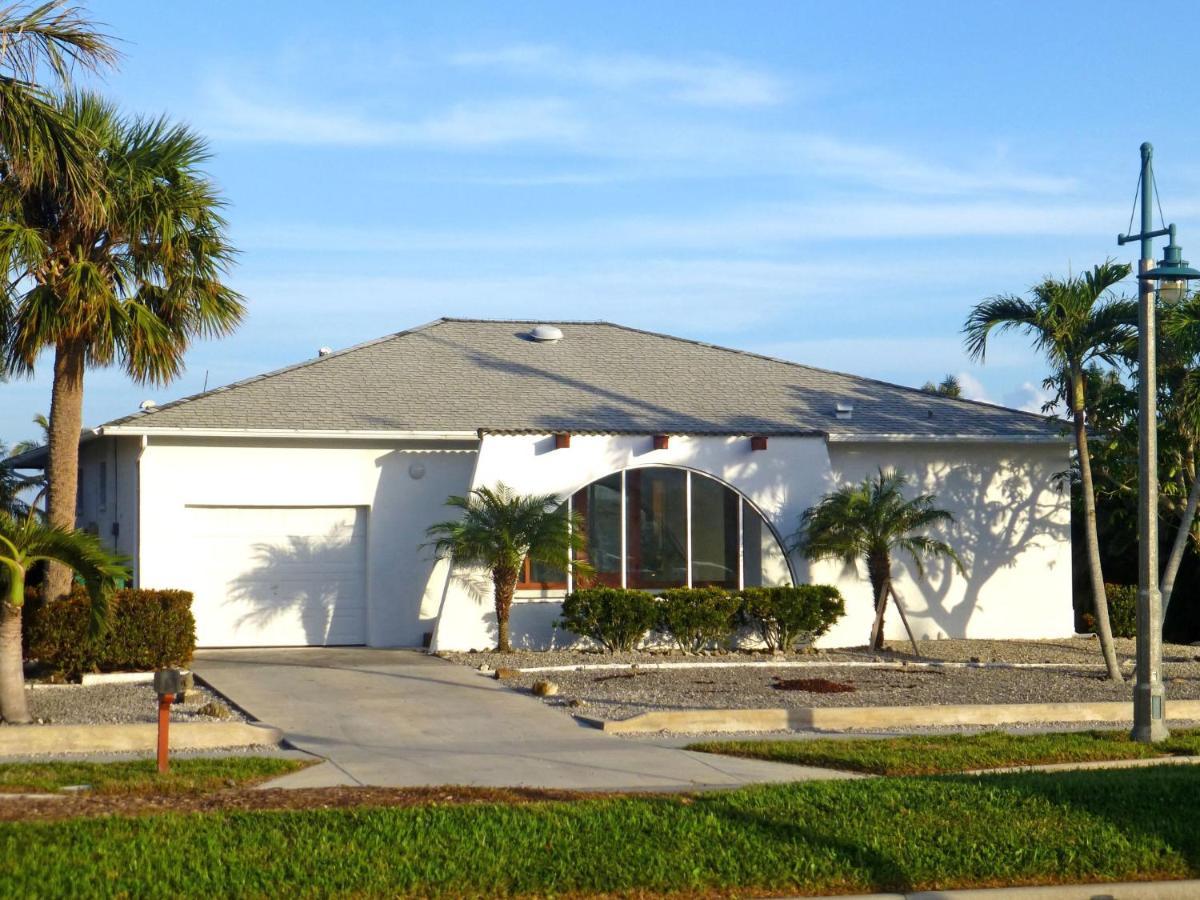 Villa Marco Island Exteriör bild