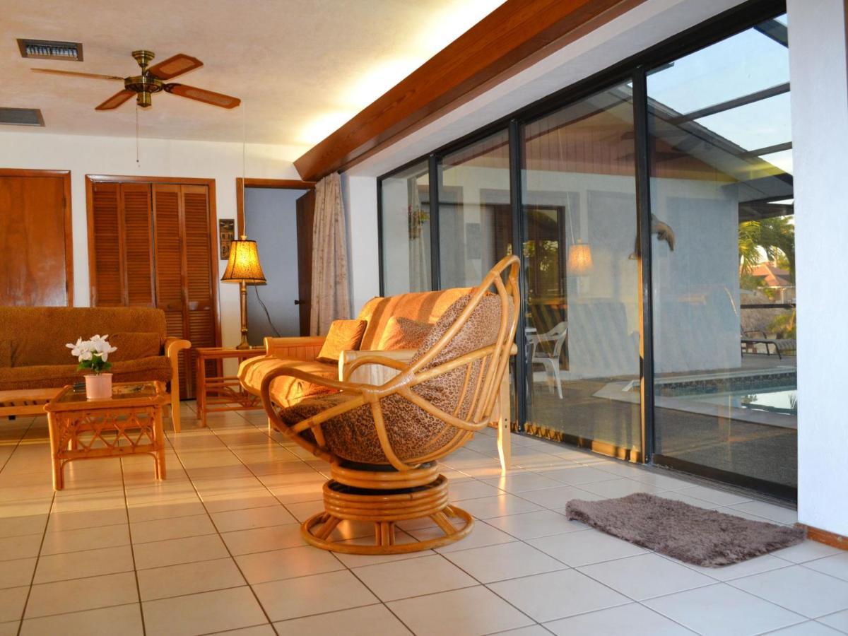 Villa Marco Island Exteriör bild