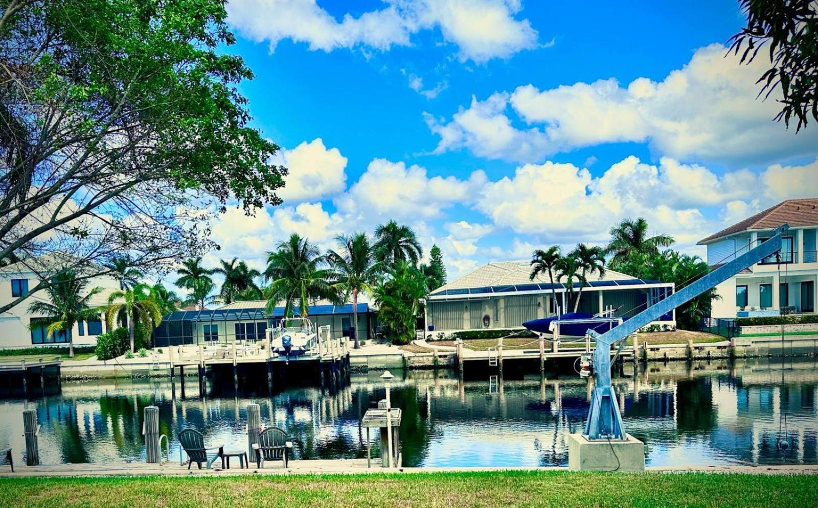 Villa Marco Island Exteriör bild