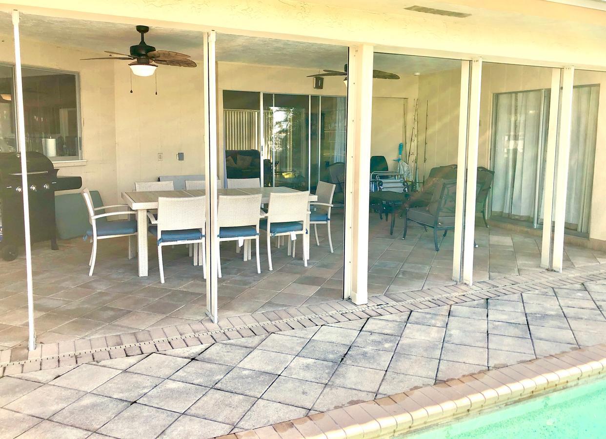 Villa Marco Island Exteriör bild