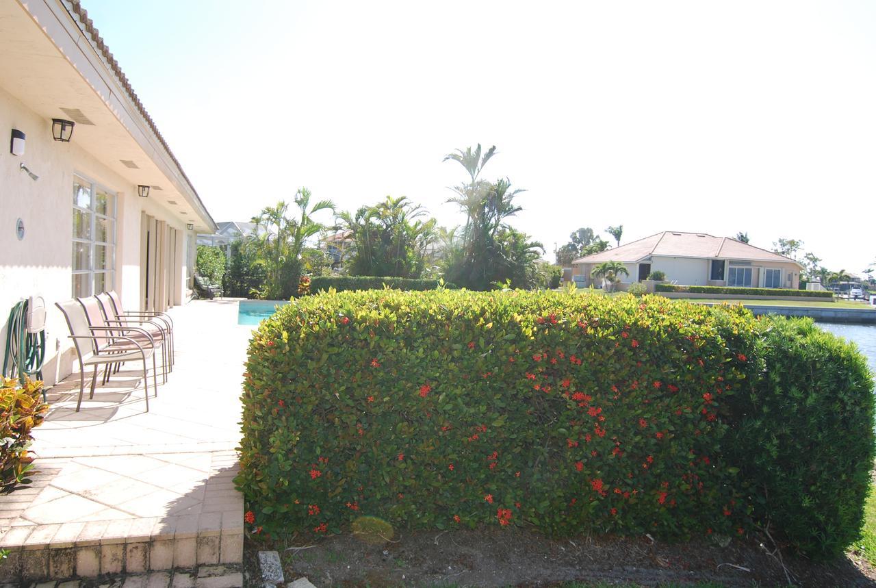 Villa Marco Island Exteriör bild